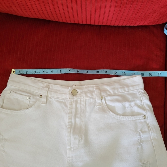 Women's Elan White Fray Denim Shorts - Picture 8 of 12